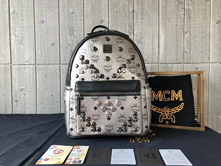 雙肩包推薦什么奢侈品牌比較好？mcm雙肩包為每個(gè)男人制作