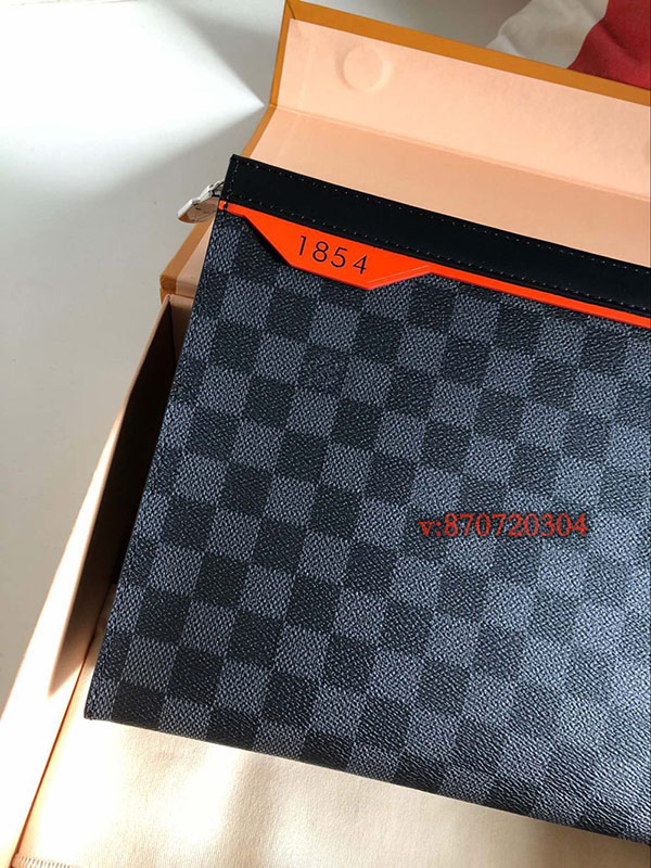 lv手包 最新紀念款POCHETTE VOYAGE黑格手包N41697