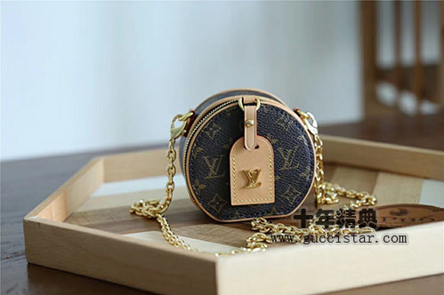 lv迷你圓餅包Boite Chapeau<a href=http://www.ydqbtd.cn/dg/zx/2541.html target=_blank class=infotextkey>鏈條包</a>M68570