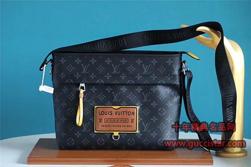 lv Gaston Labels限量版系列黑花徽章男士系列背包郵差包手包錢包