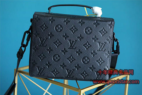 lv全皮壓花盒子包M61117 MINI SOFT TRUNK手袋