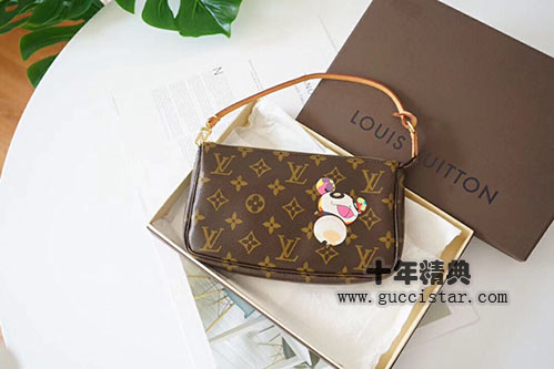 lv中古小挎包腋下包Bella同款 M50718熊貓印花