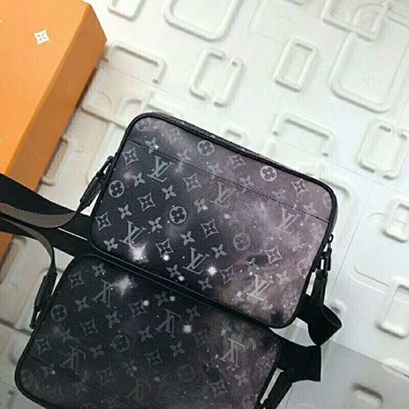 原單尾貨男士休閑包 lv2019年早春夏季發布