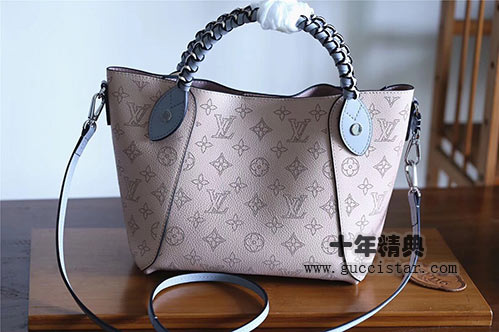 2019新款Hina小號手袋編織皮革手柄M53938