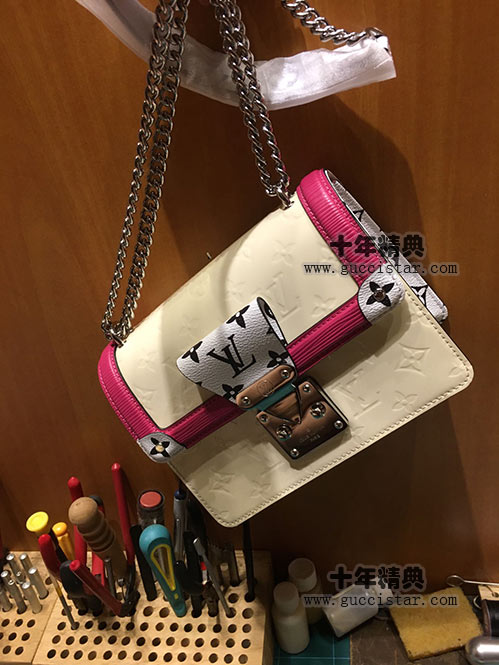 2019新款Wynwood漆皮手袋 lv鏈條包 M904420