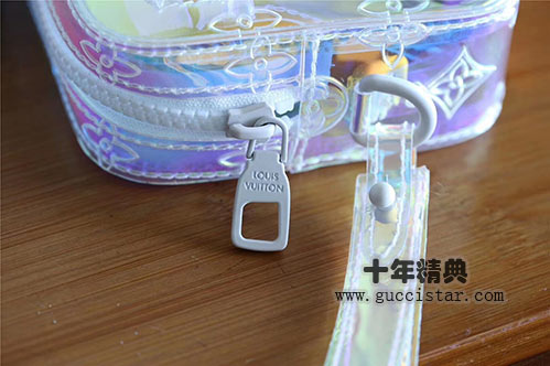 2019新款lv透明手包 鏈帶鏈條透明手拿包M44458炫彩0