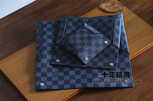 lv黑灰格三合一手包N60255? Alpha Triple男士手拿包