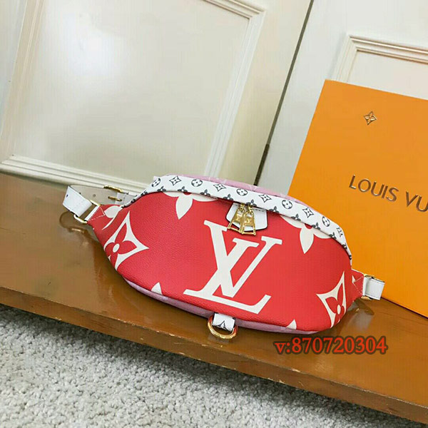 最新款lv紅粉拼色腰包M43644 為經典換上了新裝