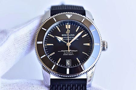 原單百年靈超級海洋文化二代手表 造型獨特的指針帶有超強夜光